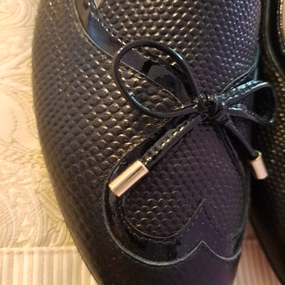 Eric Javits Black Flats 9.5 Narrow - Picture 4 of 16